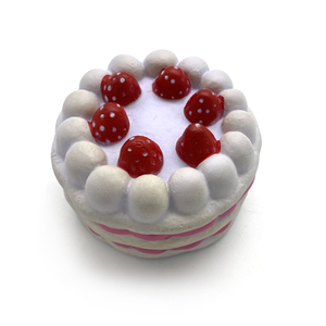 ของเล่นบีบเค้กสตรอว์เบอร์รี PU Foam ของเล่นบีบเค้กสตรอว์เบอร์รีญี่ปุ่นจำลอง นุ่ม กลิ่นหอม ของเล่นบีบเค้กสตรอว์เบอร์รีแบบคืนตัวช้า - Product Image 2