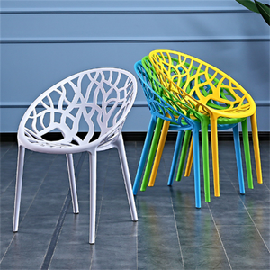 Sedia da Pranzo Moderna Personalizzata in Plastica con Motivo Traforato per Ristoranti Fast Food, in PP Colorato - Product Image 2