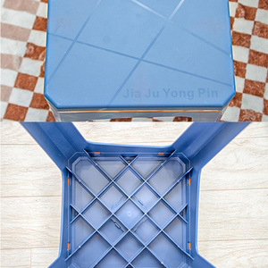 Tabouret en plastique Hengfeng 365x365x465mm empilable pour la maison et l'extérieur, design scandinave, style moderne - Product Image 4