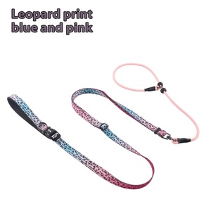 Laisse pour animaux de compagnie multifonctionnelle intégrée rembourrée, nouvelle, pour petites races, <span class=keywords><strong>entraînement</strong></span> mains libres, croisée, extérieure, en nylon réfléchissant - Product Image 6