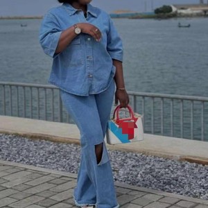 新款翻领衬衫上衣撕裂裤女式休闲牛仔2件套Sehe时尚 - Product Image 2