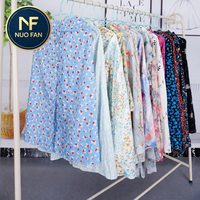 Vêtements d'occasion, jupe midi vintage à fleurs, jupe taille haute en forme de A, quantité minimale de commande pour les femmes : 100 kilogrammes