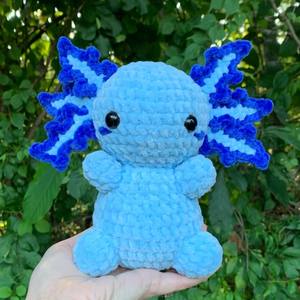 Juguetes de axolote de ganchillo multicolor en oferta, con ojos de seguridad y algodón suave, juguetes de axolote hechos <span class=keywords><strong>a</strong></span> mano para niños - Product Image 2