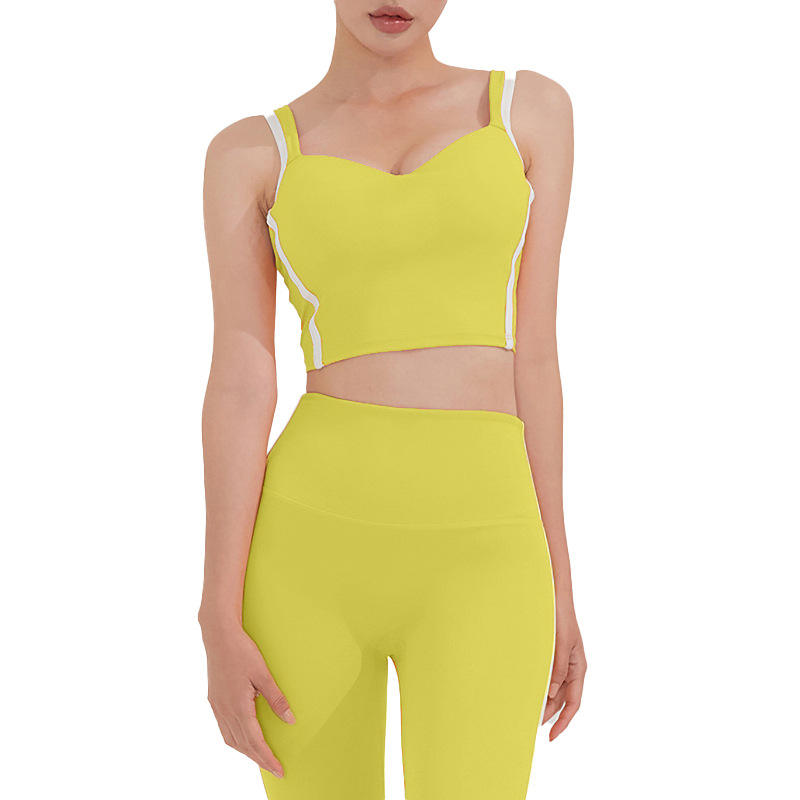 สีเหลือง