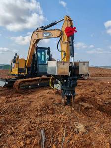 XUVOL Agricultural Forestry Machinery Plantation Equipment 6-9T Excavator Attachment Pit Rotator Double-bin <b>Fertilizer</b> <b>Spreader</b> - Product Image 5