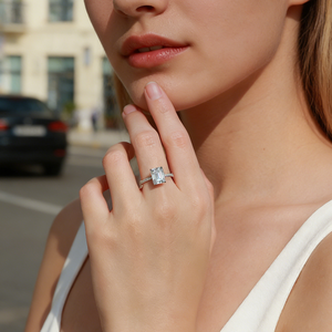 Bague de fiançailles solitaire en moissanite taille émeraude de luxe 3,2 CTW en argent sterling S925 avec tige pavée, bijoux raffinés - Product Image 6