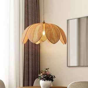Lámpara Colgante de Ratán Wabi Sabi, Lámpara de Techo de Pétalos Tejida a Mano para Sala de Estar y Dormitorio - Product Image 3