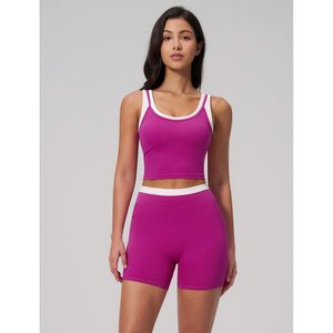 Ensemble de sport deux pièces pour femme : débardeur dos nu et short taille haute push-up, idéal pour le yoga et la gym, en Spandex et Polyester - Product Image 2