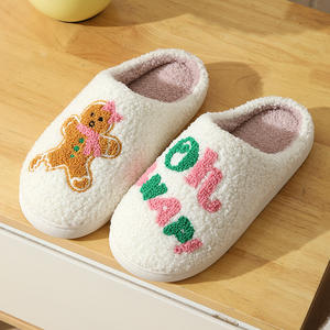 Chaussons de Noël en Peluche pour Femme, Pantoufles Plates en Polaire avec Père Noël, Élan et Renne, Chaussures d'Intérieur Chaudes et Douillettes en Fourrure pour l'Hiver - Product Image 4