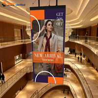 Affichage numérique LED suspendu double face SAIRUI pour vitrine de magasin P1.56 P1.953