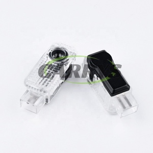 Vente chaude voiture bienvenue lumière porte Projection bienvenue lumière voiture <span class=keywords><strong>LOGO</strong></span> lumière Laser adapté pour <span class=keywords><strong>Audi</strong></span> A6L A4L Q3 Q5 A5 Q7 A7 A3 A8 S6 - Product Image 4