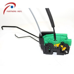 Aktuator kunci pintu untuk <span class=keywords><strong>Hyundai</strong></span> Accent 12-17 Model 813101R030 Model - Product Image 4