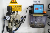 Centre d'usinage et de perçage CNC JIYU KHM-608D avec changement d'outil automatique pour le travail du bois de haute précision