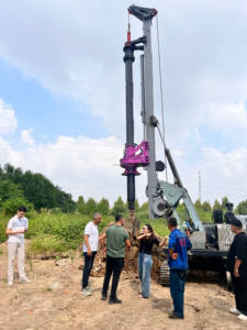 Sdlq Lqr100 Roterende Boorinstallatie Power Head Koppel <span class=keywords><strong>100Kn</strong></span> 23.5T Boordiepte 20M Kelly Bar Cfa Motor Pomp Hei <span class=keywords><strong>Rig</strong></span> - Product Image 5