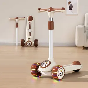 新款踢踏板车出售PU塑料脚平面Oem黄金供应商儿童三轮踏板车