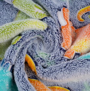 Couvertures en molleton en peluche moelleux en flanelle avec couleur néon dans la couverture à motif personnalisé pour les enfants - Product Image 6
