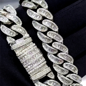 สร้อยคอแบบ Cuban Link ประดับเพชรโมอิสซาไนต์ทรงบาแกตต์ รุ่นใหม่ล่าสุด ขนาด 18 มม. เงินแท้ S925 ระดับ VVS สำหรับผู้ชาย - Product Image 1