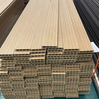 Dalles de Platelage Extérieur Modernes en Bois Composite (WPC), Revêtement de Sol DIY Durable et Imperméable pour Terrasses Extérieures en WPC