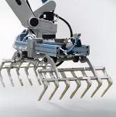 Pince robot articulée avec une longueur de bras de 1850mm, une capacité de 20kg, une précision de 0.05mm pour la manipulation de sacs en carton automobile.