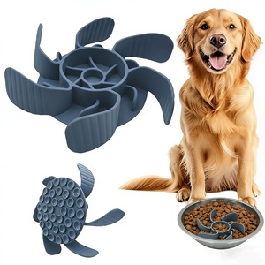 Colorido 3 tamanho silicone espiral pet food alimentador inserir com ventosas para retardar comer para cães perfeito com pet tigelas - Product Image 1