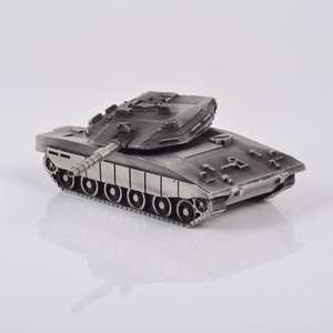 Miniatura de Tanque de Bronce Antiguo a <span class=keywords><strong>Escala</strong></span> 1/72 - Figura Mecánica Fundida a Presión |   Regalo Coleccionable de Estilo Industrial Vintage - Product Image 1