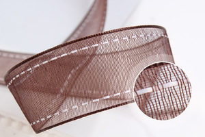 Nastro in Organza di Poliestere Bianco a Doppia Faccia con Punti Salto, Larghezza 2,5 CM, Pronto per la Consegna, per Decorazioni Regalo - Product Image 3