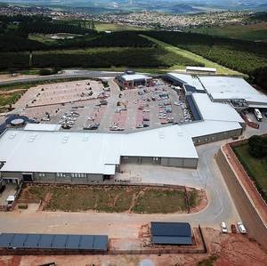 Projecteur de projet le parc industriel de Tikoe est une initiative menée par la National Development Corporation en tant qu'aile d'investissement - Product Image 1