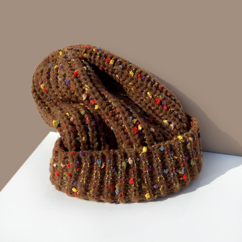 สีน้ำตาล