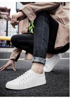 2026 OEM ODM Vente en gros Chaussures de skate et baskets décontractées quotidiennes pour hommes, légères, confortables, respirantes, en cuir blanc ajouré, à lacets