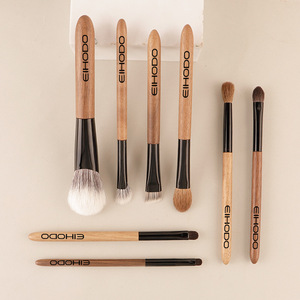 Juego de brochas de maquillaje Cangzhou, 8 piezas, mango de madera, pelo de animal, forma redonda, para sombra de ojos - Product Image 2