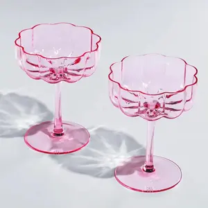 磨砂粉色花式花式花朵形状水晶酒杯沙漠玻璃彩色鸡尾酒杯马提尼酒酒杯