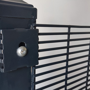 Valla <span class=keywords><strong>de</strong></span> Seguridad Perimetral Moderna con Protección UV 358, Acabado <span class=keywords><strong>de</strong></span> Doble Capa, Acero Galvanizado para Climas Hostiles, Valla <span class=keywords><strong>de</strong></span> Seguridad Vial - Product Image 3