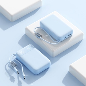 Cargador Rápido con Pantalla LED, Banco de Energía Portátil de 40000 mAh con Salida USB-C PD20W, Carga Súper Rápida, Cable Integrado, Ideal para Viajes - Product Image 5