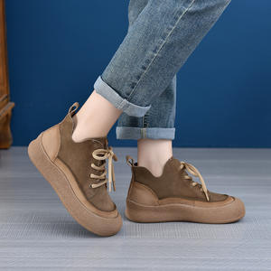 2024 automne style britannique fait à la main en peau de vache baskets décontractées polyvalent haut avec bout épais bouche profonde chaussures de marche simples - Product Image 5