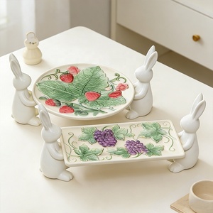 DM1361 Moule en silicone pour support de lapin, pour projets DIY en plâtre, avec motifs décoratifs de petit lapin, fraise et raisin, pour la fabrication de plateaux en ciment, idéal pour la décoration de Pâques - Product Image 6