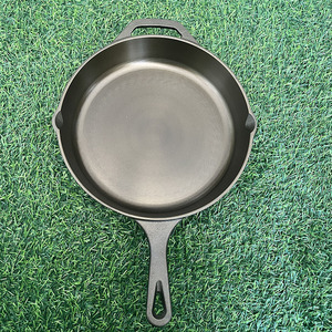 Poêle en fonte polie de 10 pouces, antiadhésive naturelle, compatible four, pour steak, ensemble d'ustensiles de cuisson en fonte - Product Image 4