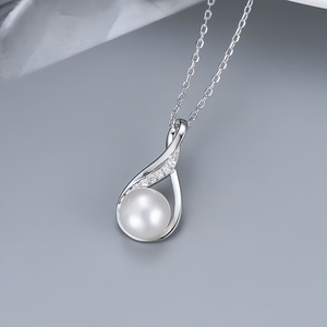 Conjunto de Joyería de Plata de Ley S925 con Perlas de Agua Dulce - Collar con Colgante de Lágrima y Aretes, Estilo Minimalista para Uso Diario - Product Image 3