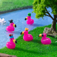 5 styles de mini-flamants roses mignons avec chapeaux, figurines miniatures en résine pour jardin féerique, maison de poupée, paysage miniature