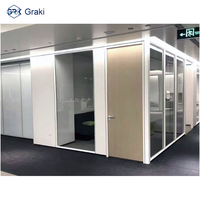 Mampara de Vidrio Moderna para Oficina Graki, Marco de Aluminio, Aislamiento Acústico de 45dB, Diseño Duradero, 90mm de Grosor, Ecológica, para Escuelas
