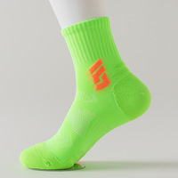 Chaussettes de sport en coton épais et respirant pour hommes, en plein air, pour absorber l'humidité et le basket-ball.