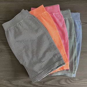 Professional Manufacture Casual Fitness Short <strong>Leggings</strong> for <strong>Women</strong> Girls Stretchy One Size with Striped <strong>Patterned</strong> Design - Product Image 2