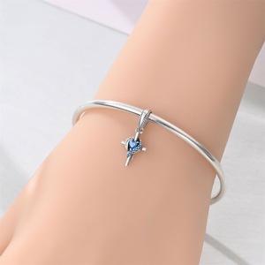 จี้เพทายรูปไม้กางเขน S925เงินสเตอร์ลิงประดับด้วยพลอยเพทายแบบทำมืออุปกรณ์เสริมสร้อยข้อมือ - Product Image 6