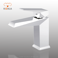 Nouveau robinet mitigeur de lavabo chromé brossé en laiton pour lavabo intérieur moderne
