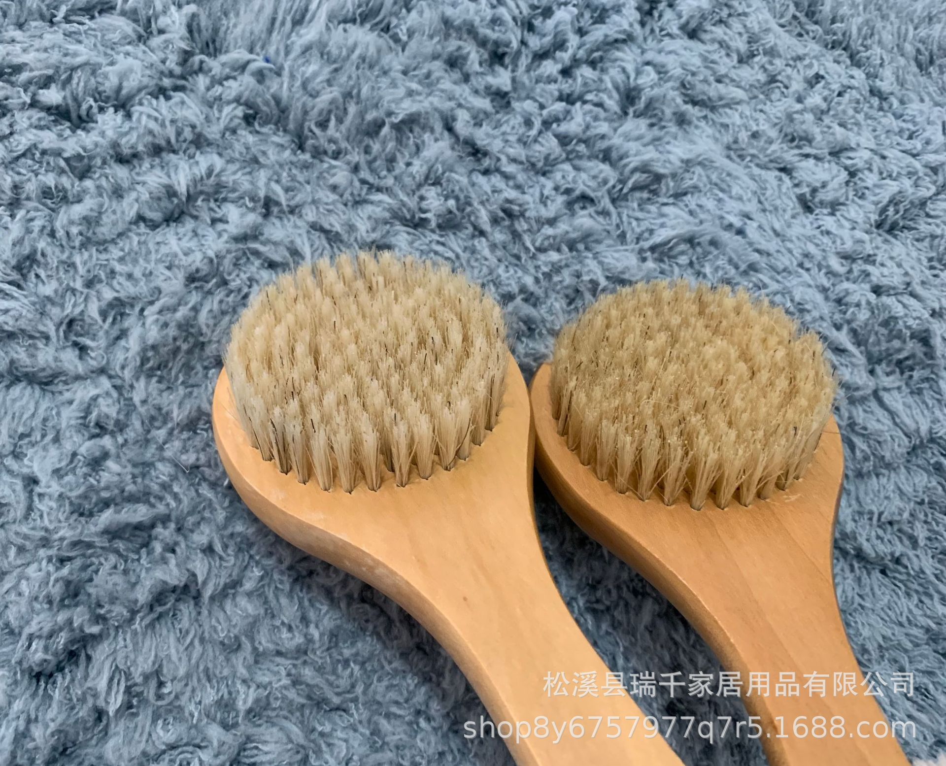Customizable Long Handle Pig Hair Cleaning Bathing Brush Premium Quality Bath Brushes Sponges & Scrubbers