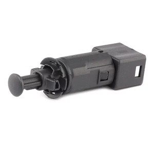 สวิตช์ไฟเบรกเรโนลต์ 7700414986 สำหรับเปลี่ยนซ่อมวัสดุ ABS - Product Image 1