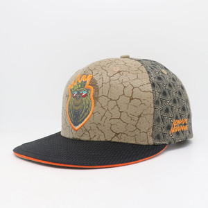 Unique Design Unisex Stylish 6-Panel Snapback Hats Crack-Patterned 100% Cotton Baseball Hat With Embroidery Logo - Product Image 2