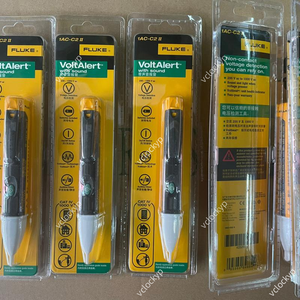 Testeur de détecteur de tension AC Fluke 1AC-C2 II VoltAlert sans contact 90 ~ 1000V - Product Image 2