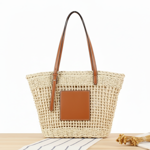 Sac à main élégant pour femme avec un fini crocodile au design moderne pour la vie urbaine et les tenues tendance - Product Image 1