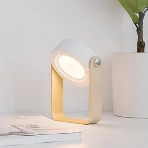 3 modos de luz Mango de madera Luces de noche plegables Lámpara de mesa telescópica LED recargable