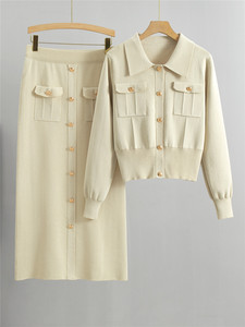 Bộ đồ nữ cao cấp hai mảnh kiểu mới, họa tiết trơn, áo len cổ polo, chân váy ôm sát, chất liệu dệt kim, kiểu dáng dài, phong cách thường ngày mùa xuân - Product Image 3